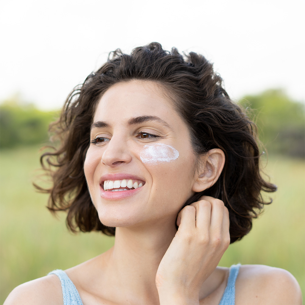 Crema Facial Solar Antimanchas SPF50+